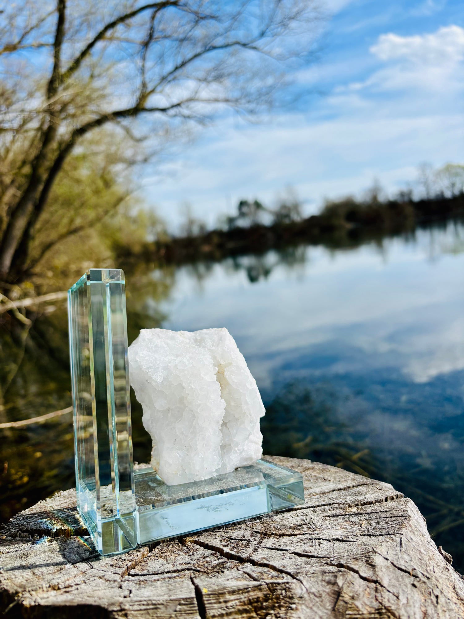 Buchstütze Quarzgeode "Die Klärende"