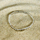 Armband aus hochwertigem Bergkristall (5–6 cm), energetisiert mit REIKI-Energie; spiritueller Schmuck und Heilstein zur Förderung von geistiger Klarheit, Harmonie, spirituellem Wachstum und Schutz. Jeder Engel ist ein Unikat mit individueller Kristallstruktur und spiritueller Aufladung.
